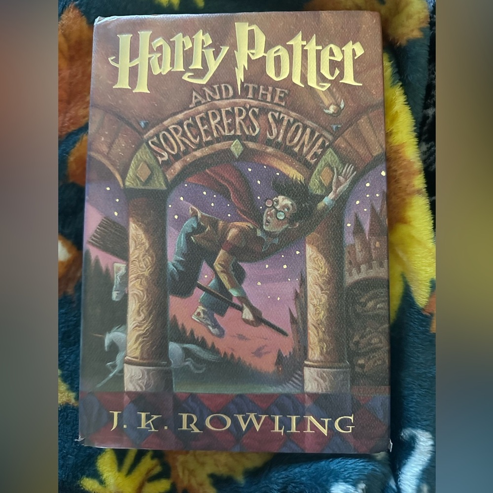 *First American Edition* Harry Potter and the Sorcerers Stone